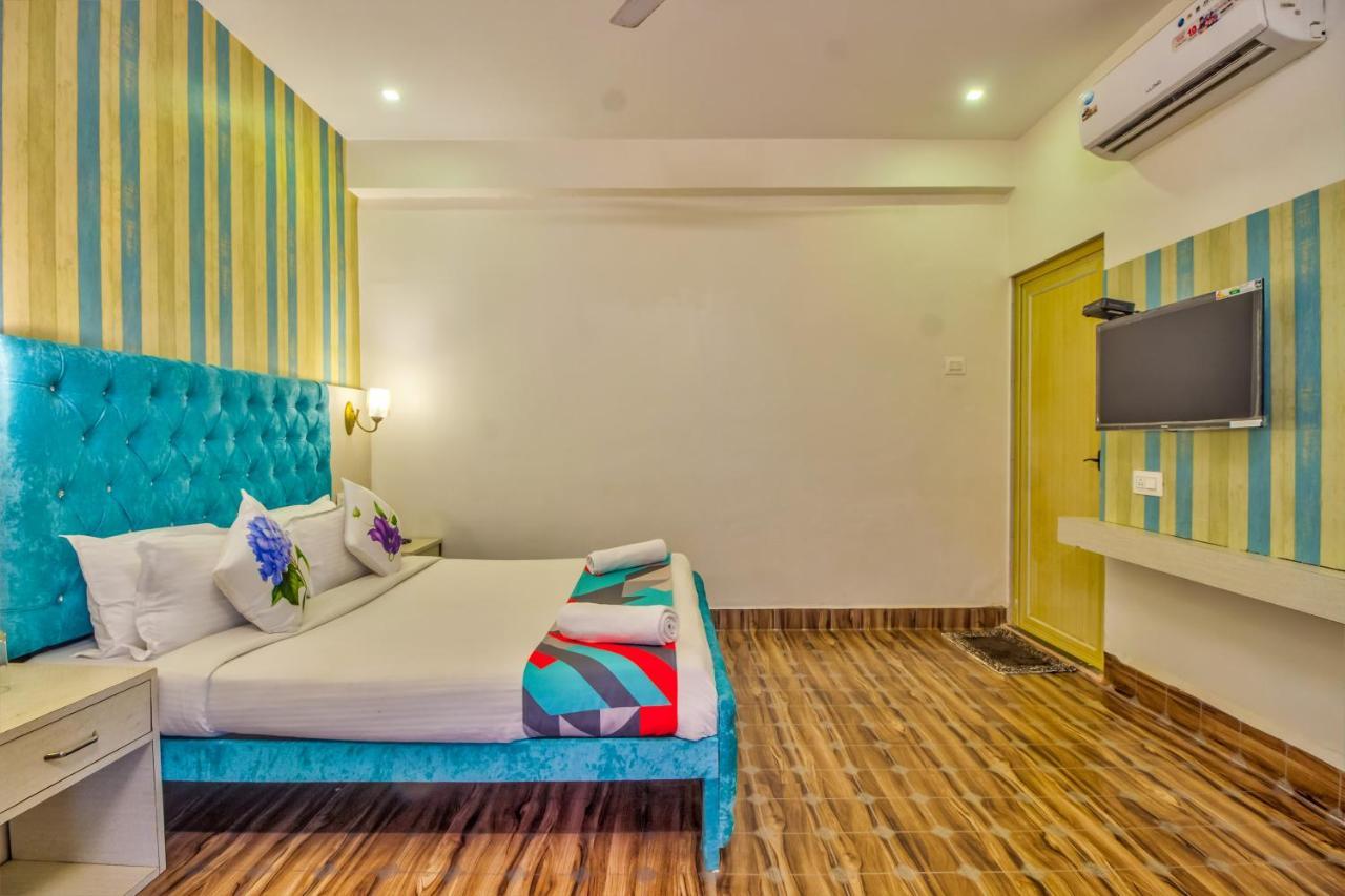 Jack'S Calangute Place Hotel Eksteriør billede